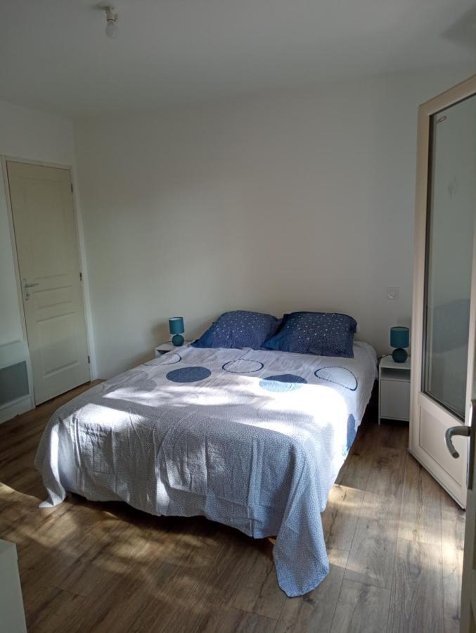 Chambre Au Calme Entouree Par La Nature. Сан-Леон-сюр-Вежер Екстериор снимка